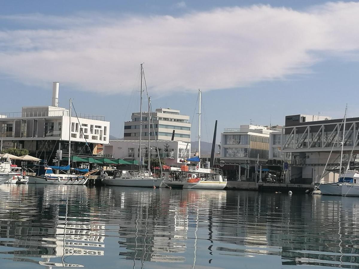 Elenas 1 Bedroom Apartment In Limassol Center Zewnętrze zdjęcie