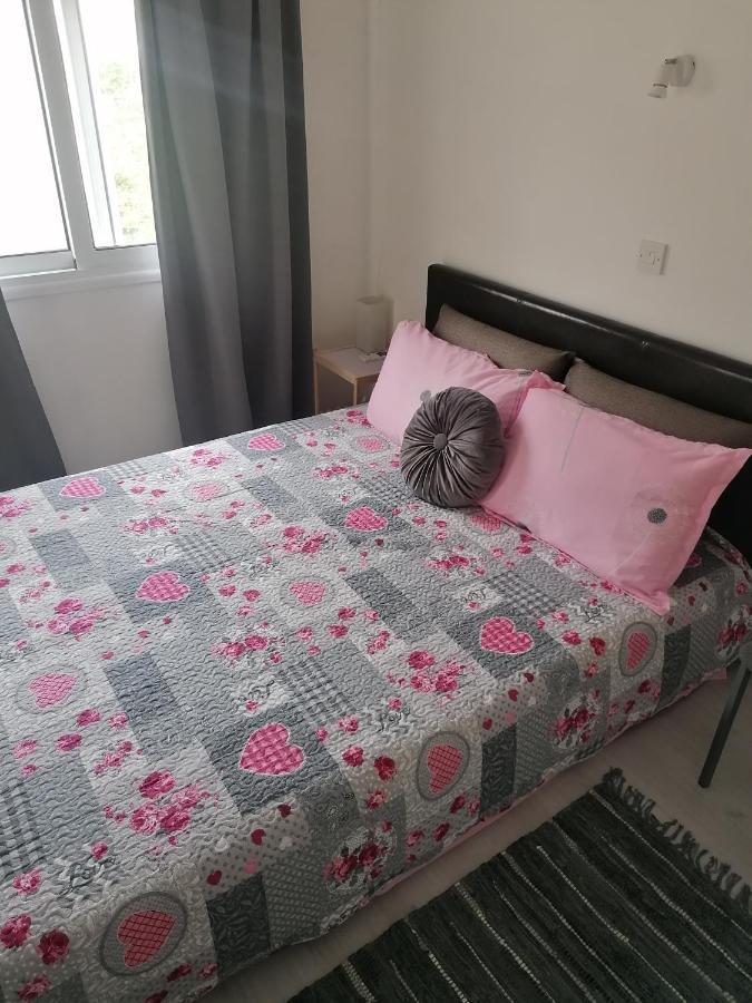 Elenas 1 Bedroom Apartment In Limassol Center Zewnętrze zdjęcie